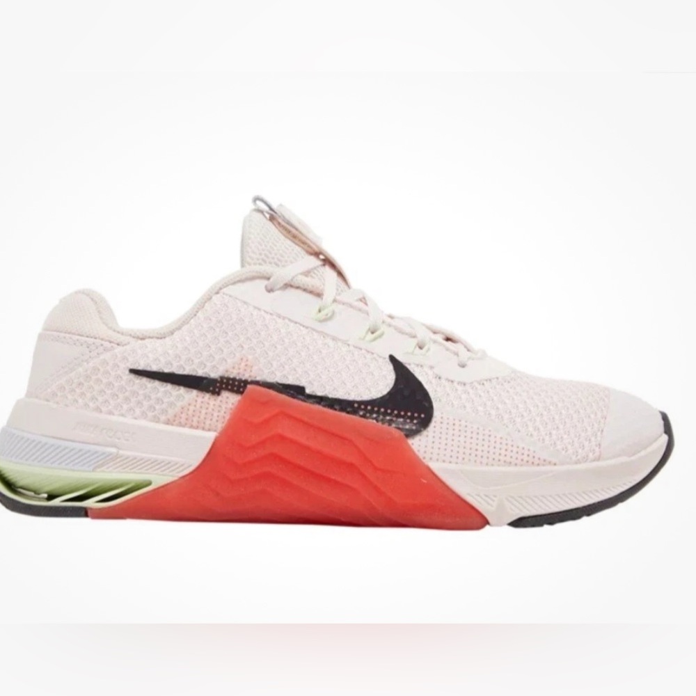 Nike Women’s Metcon 7